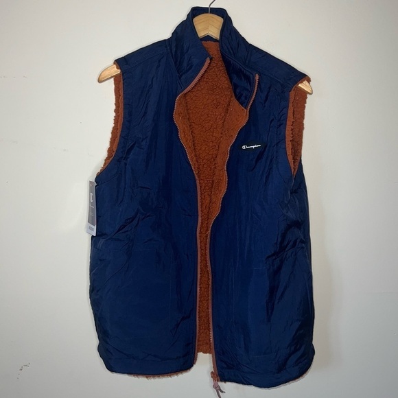 Champion AOP Reversible Deep High Pile Shearling Sherpa Vest Size Medium NWT - Picture 6 of 15